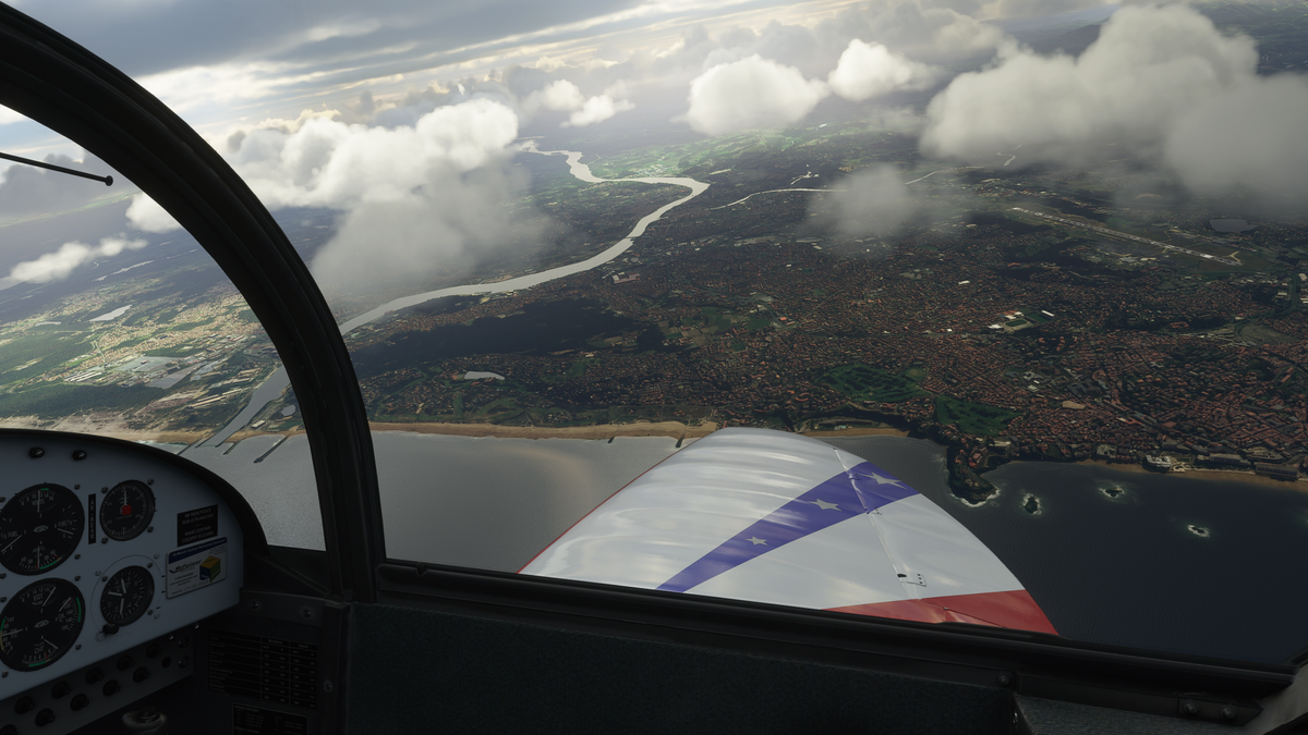 Microsoft Flight Simulator will be VR compatible, but only with a