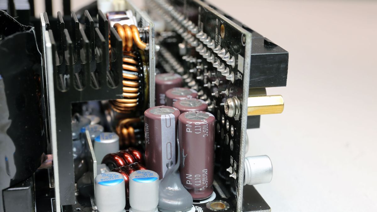 EVGA 750 G6