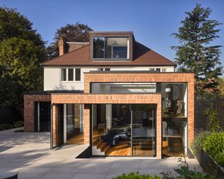 London home with modern extension