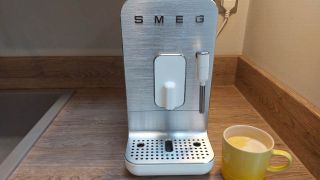 Smeg BCC12 Bean-to-Cup Coffee Machine