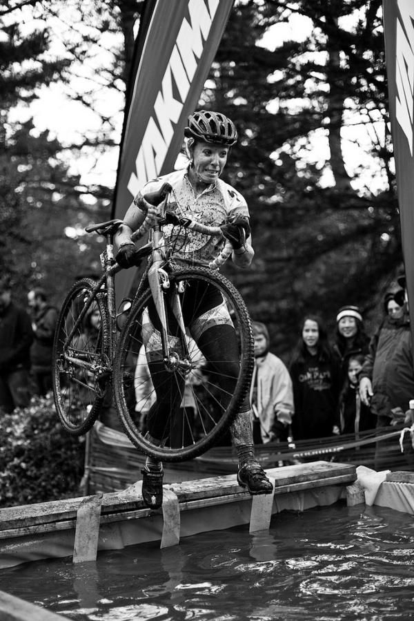 Trepidation at the Obstacle of Unusual Size