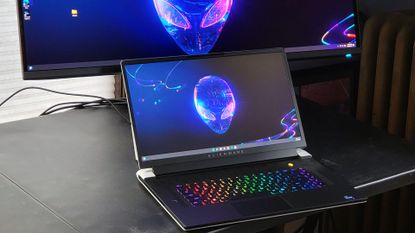 Alienware x17 R2 gaming laptop review: kick-ass gaming power, big-ass ...