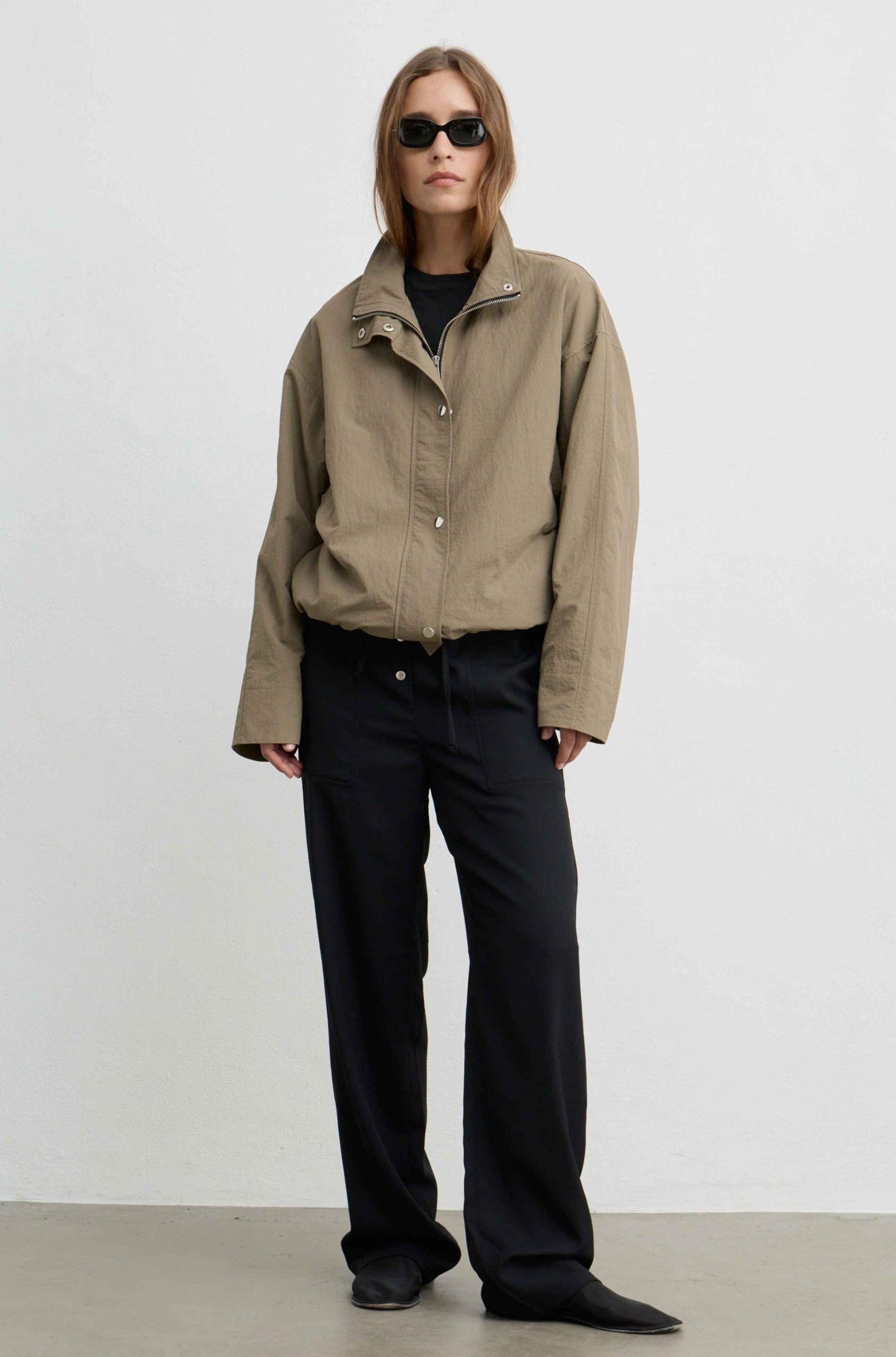 High Neck Jacket - Xs / Khaki