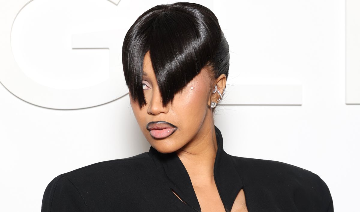 Cardi B’s Razor-Sharp Alien Bangs Look Out of This World