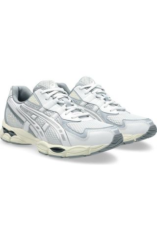 UQmdnDFg9Eu2Ux8ULdaXpN-320-80 أنماط الأحذية هيلي بيبر التي يحبها معروضة للبيع في Nordstrom