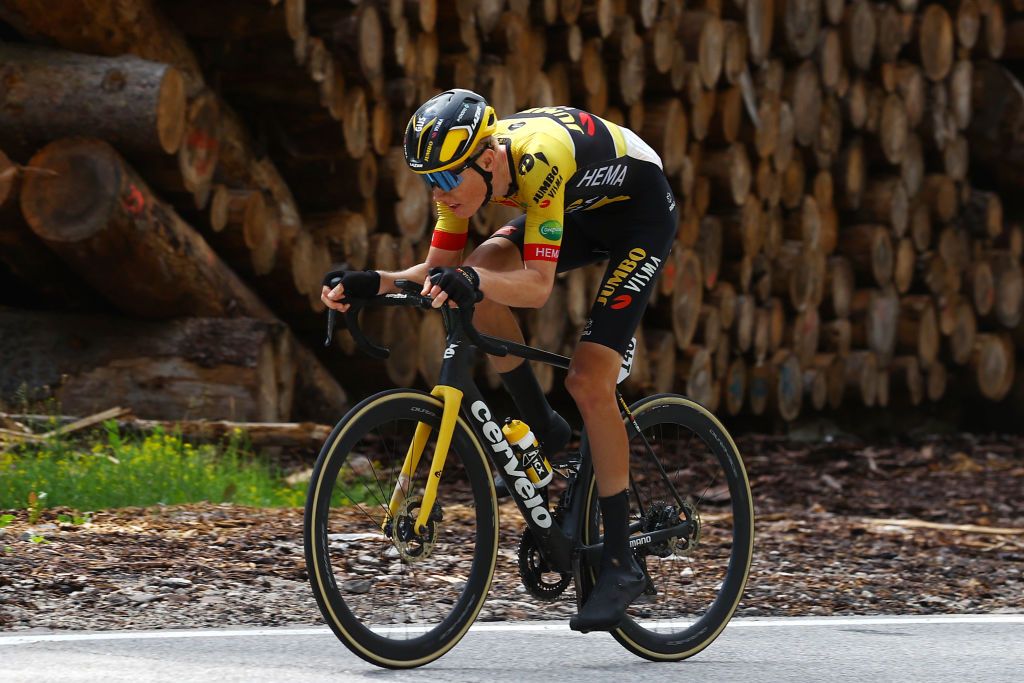 LAVARONE ITALY MAY 25 Gijs Leemreize of Netherlands and Team Jumbo Visma competes in the breakaway during the 105th Giro dItalia 2022 Stage 17 a 168 km stage from Ponte di Legno to Lavarone 1161m Giro WorldTour on May 25 2022 in Lavarone Italy Photo by Michael SteeleGetty Images