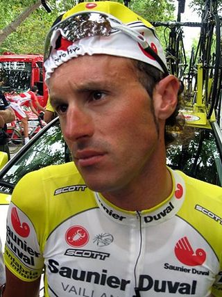 Iban Mayo (Saunier Duval-Prodir) at the start of stage 12 of this year's Tour de France, four days before his positive doping control