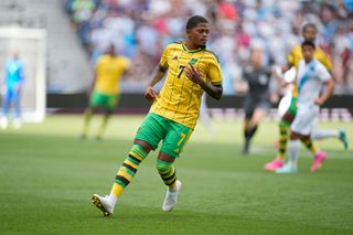 : Leon Bailey #7 of Jamaica plays during the first half of a CONCACAF Gold Cup quarterfinal match against Guatemala at TQL Stadium on July 09, 2023 in Cincinnati, Ohio. (Photo by Jeff Dean/Getty Images)