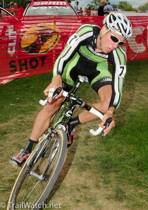 Jeremy Powers (Cannondale/ Cyclocrossworld.com) cornering with one lap to Go