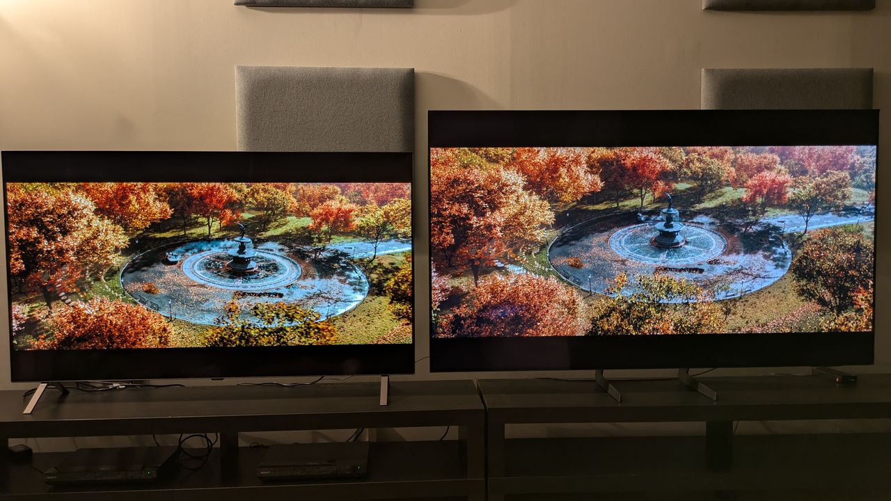 LG B5 in Dolby Vision picture mode and Samsung S85F in HDR10 picture mode showing central park from Ready Player One