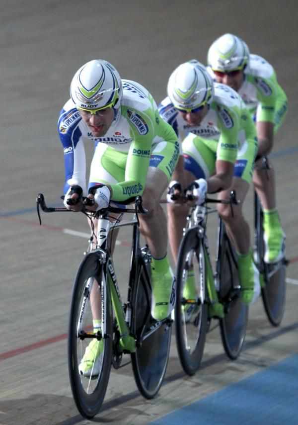 Alan Marangoni leads the trio