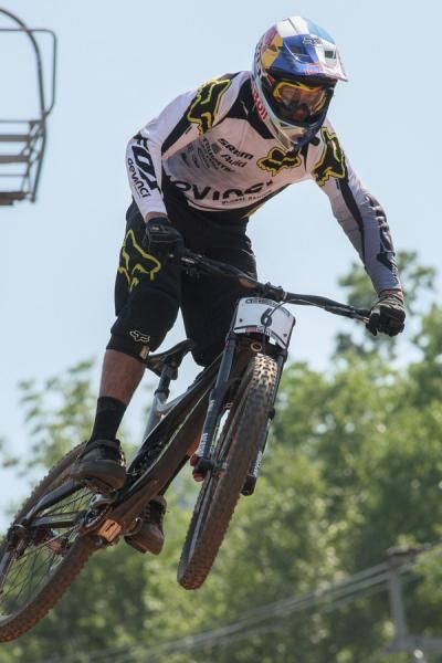Steve Smith (Devinci Global Racing) - second men's qualifier