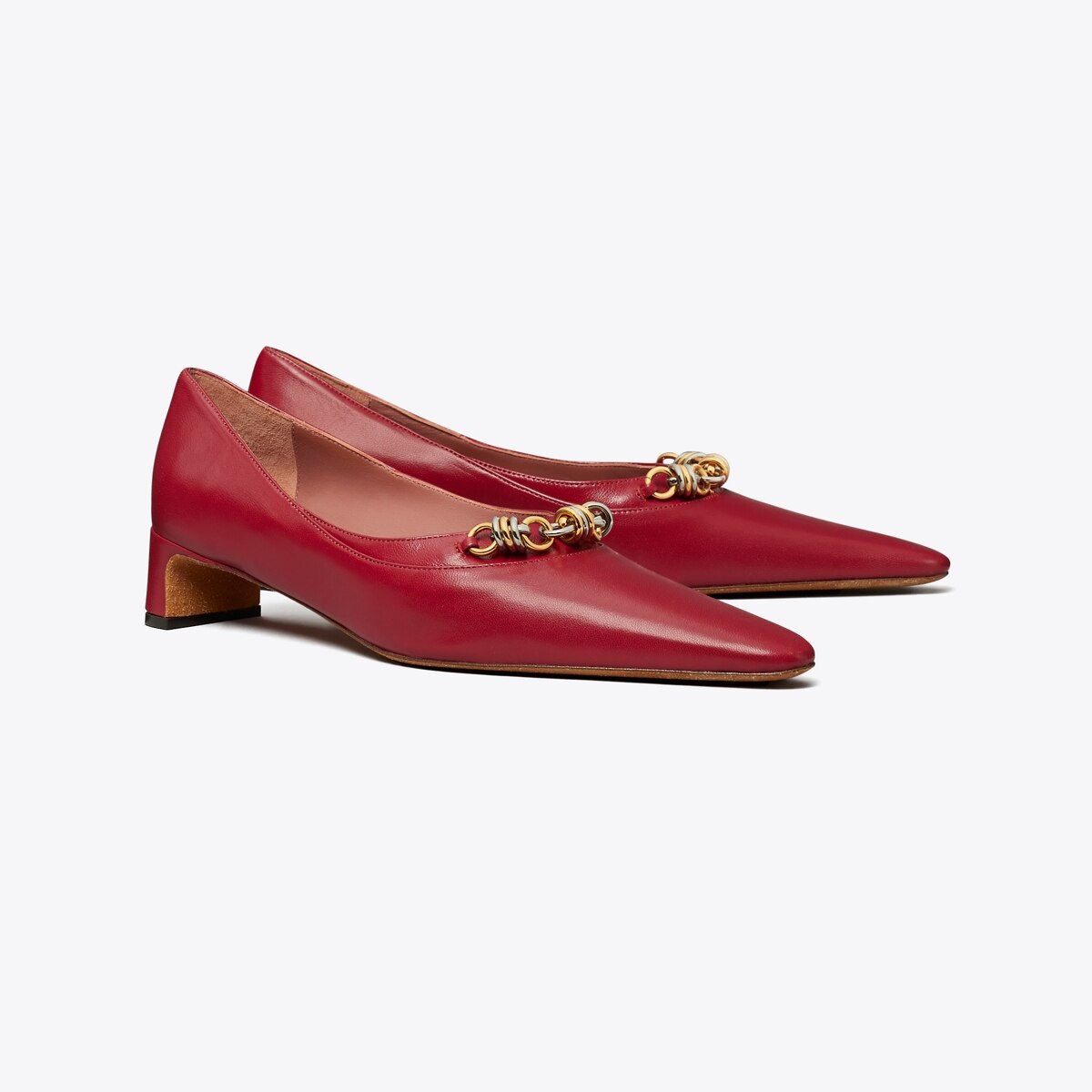 Runway Chain Pump in Red, Size 10
