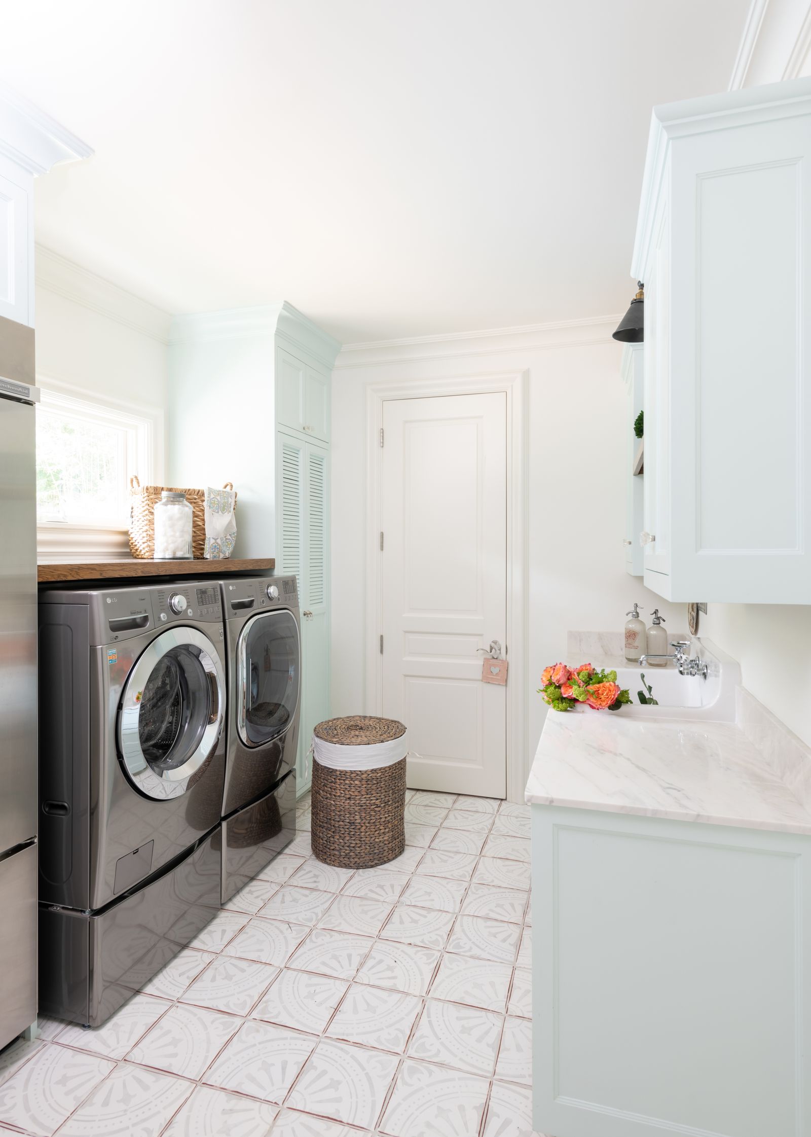 How to organize a laundry room | Livingetc