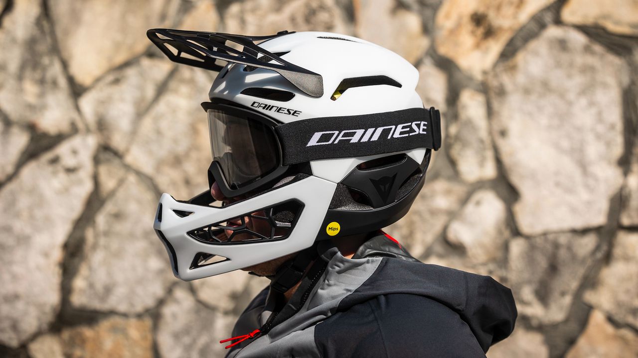 Dainese Linea 01 MIPS