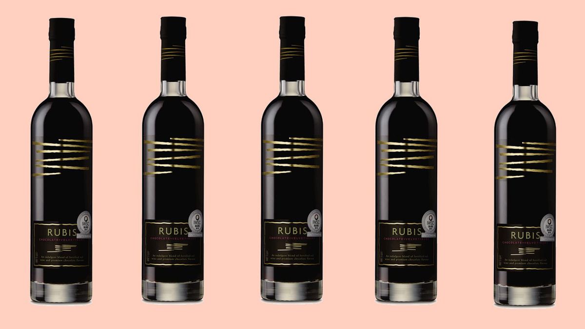 Aldi is bringing back its chocolate wine, just in time for Christmas