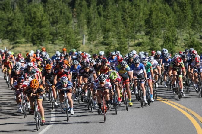 The men hit the first long descent of the day.