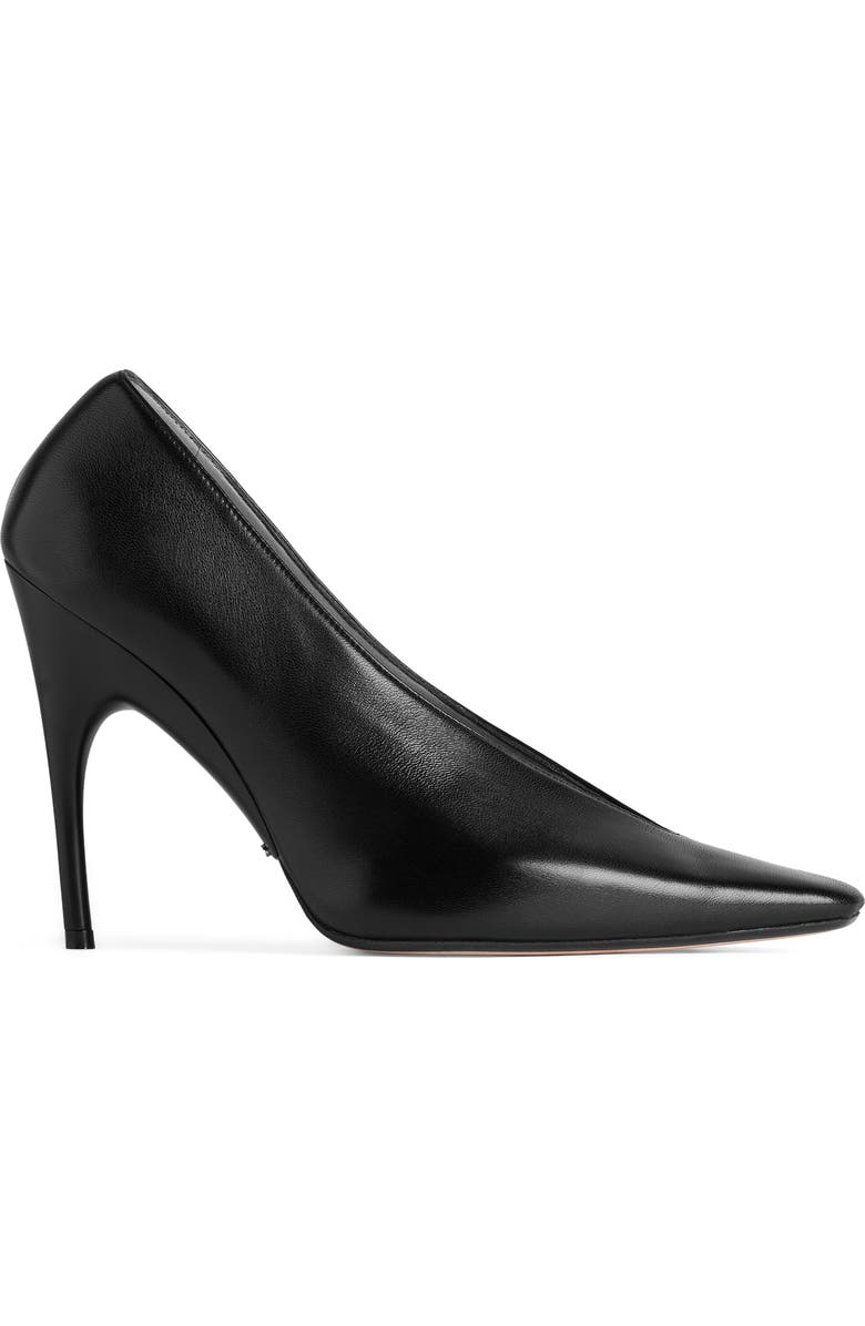 Duchesse Pointed Toe Pump