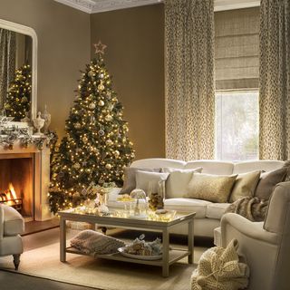 Christmas Living Room gold