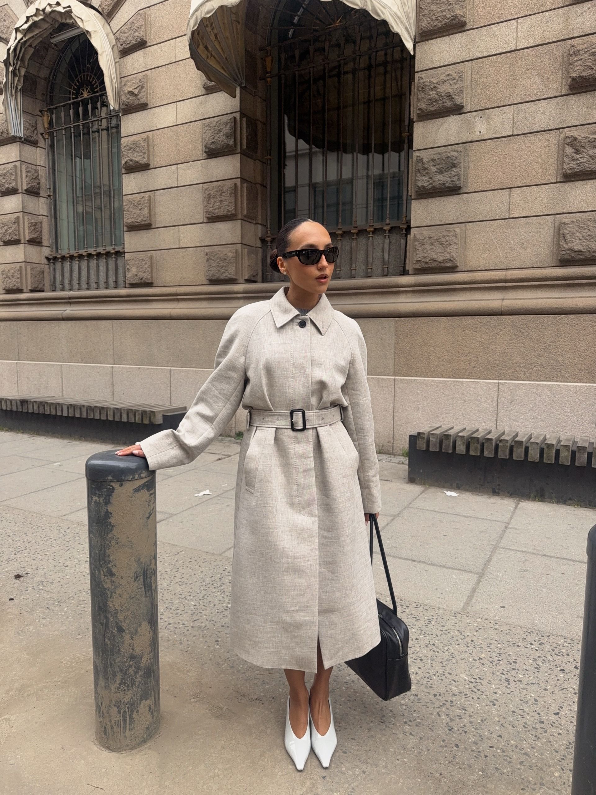 expensive-looking-autumn-capsule-wardrobe-2026