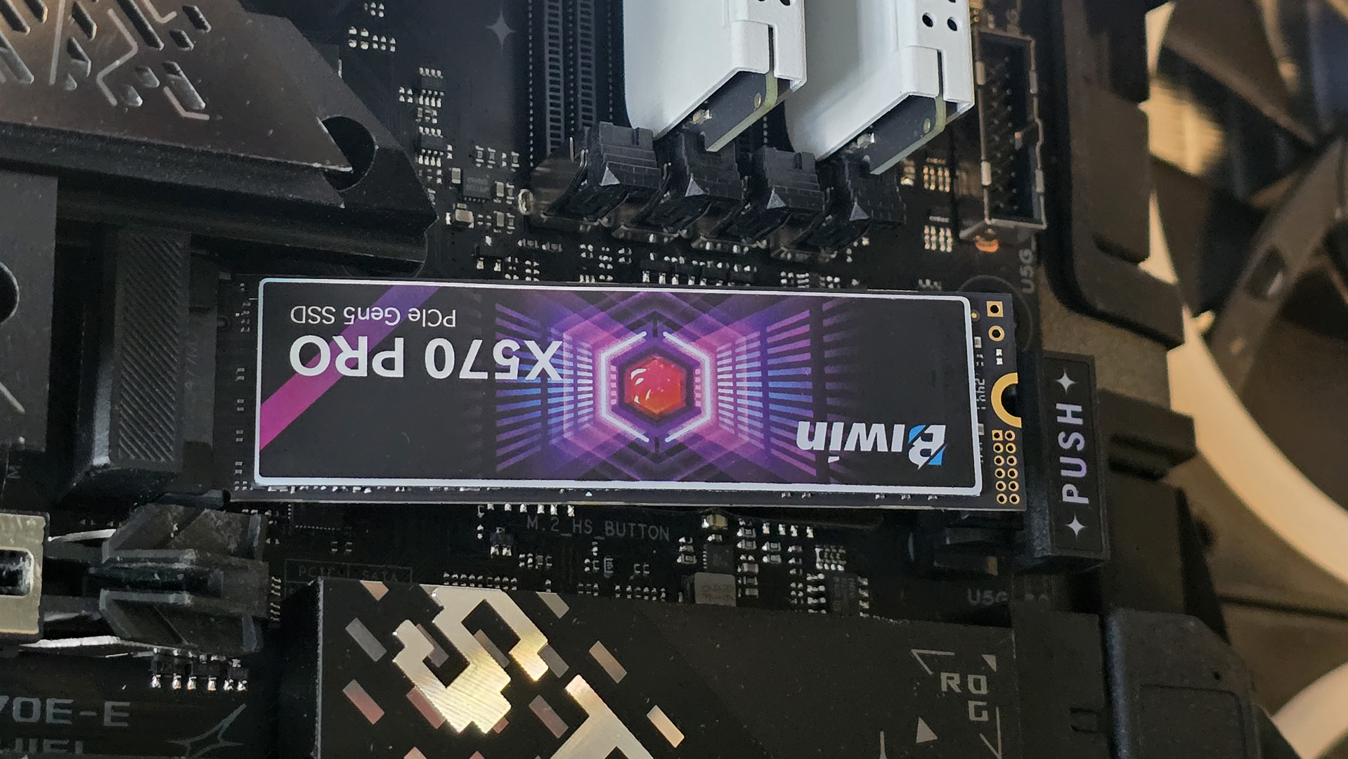 Biwin Black Opal X570 Pro loaded into a gaming PC.