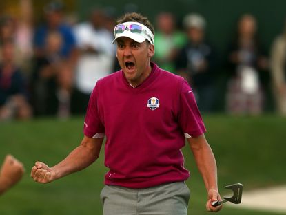 Ian Poulter gets competitive at Medinah