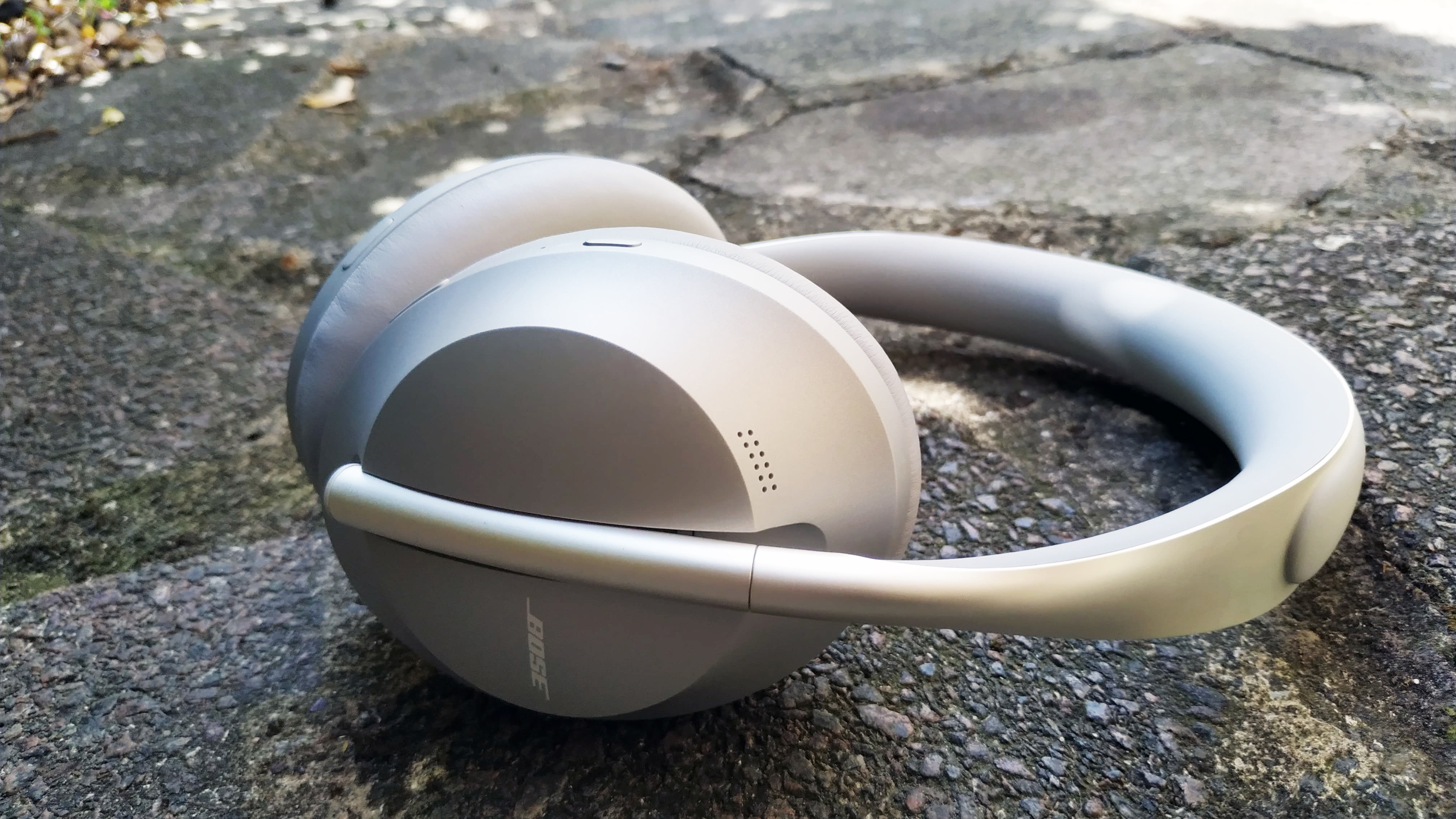 Bose Noise Cancelling Headphones 700: class-leading cans with a striking  design