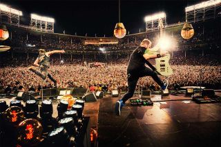 Pearl Jam - Chicago, Illinois 2013