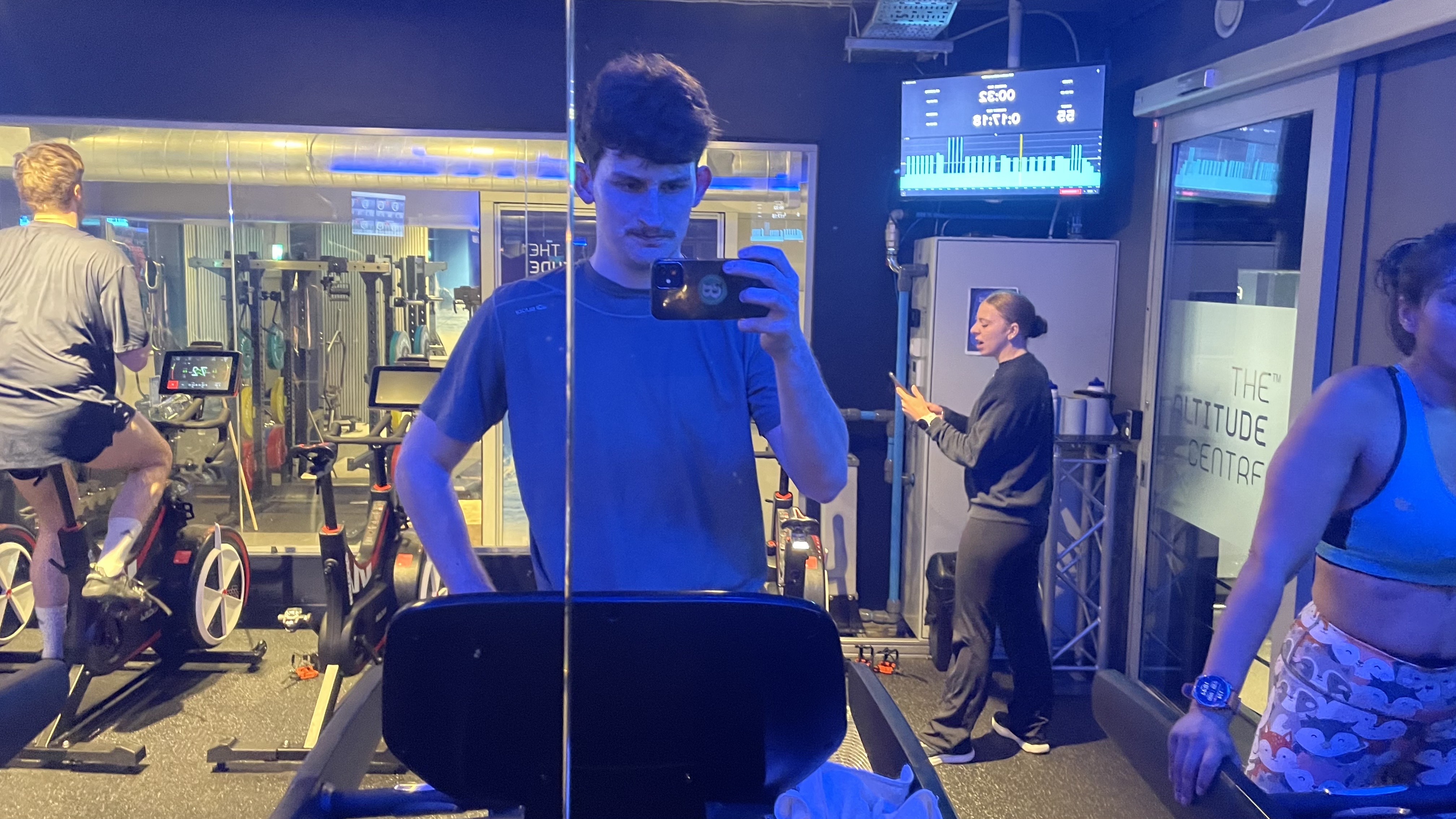People training in low-oxygen conditions at the Altitude Centre
