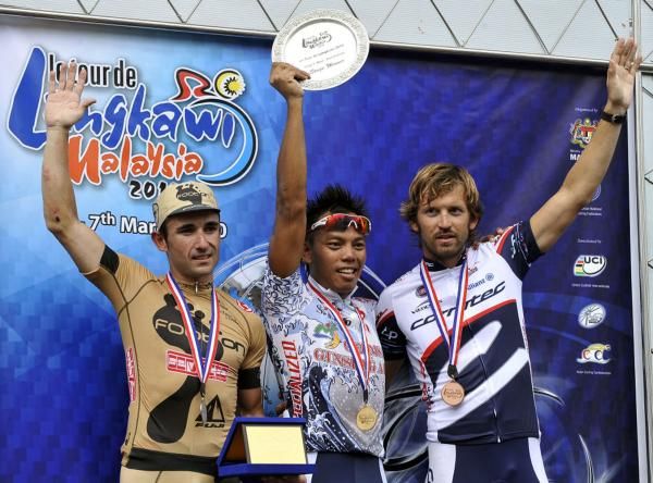 Vidal Celis (2nd, Footon-Servetto), Anuar Manan (1st, Geumsan Ginseng Asia) and Ren&eacute; Haselbacher (3rd, Vorarlberg - Corratec)
