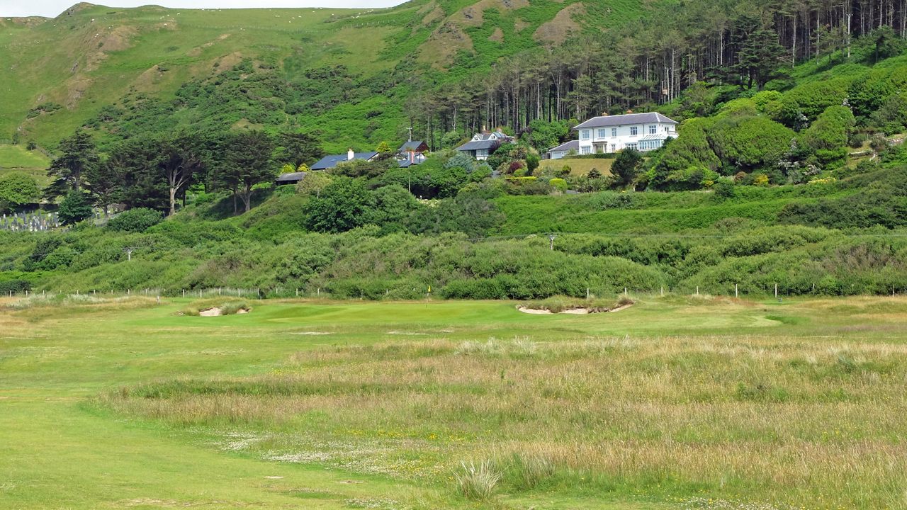 The short fifth crosses the valley