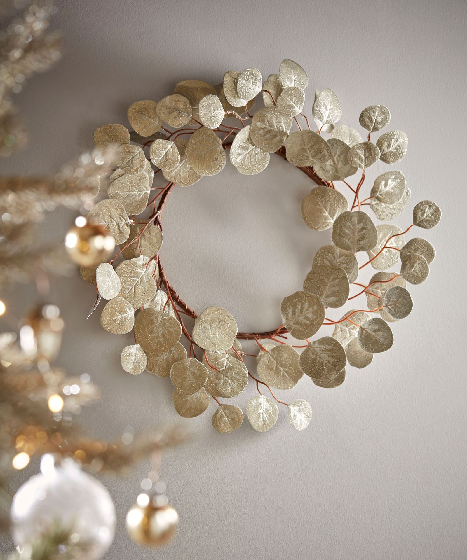 Christmas wreath sale Homes & Gardens