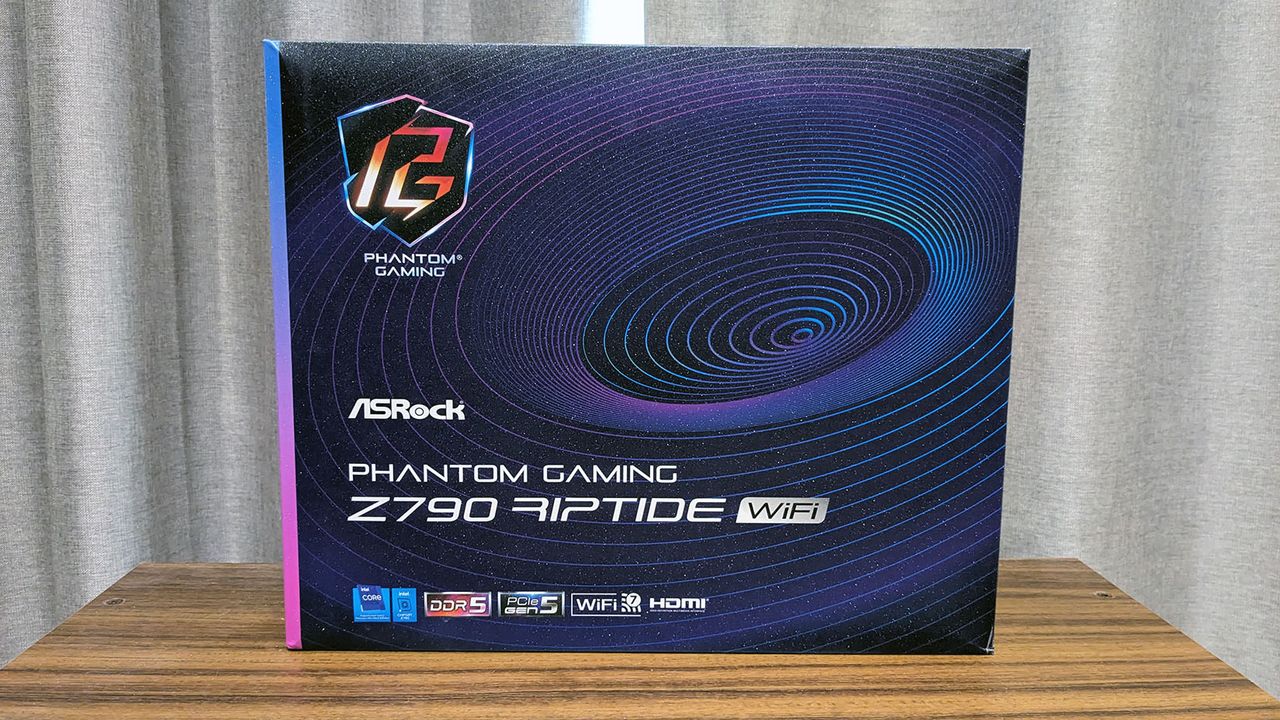ASRock Z790 Riptide WiFi box