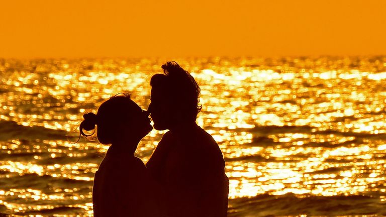 People in nature, Backlighting, Photograph, Silhouette, Romance, Heat, Love, Sky, Yellow, Happy, 
