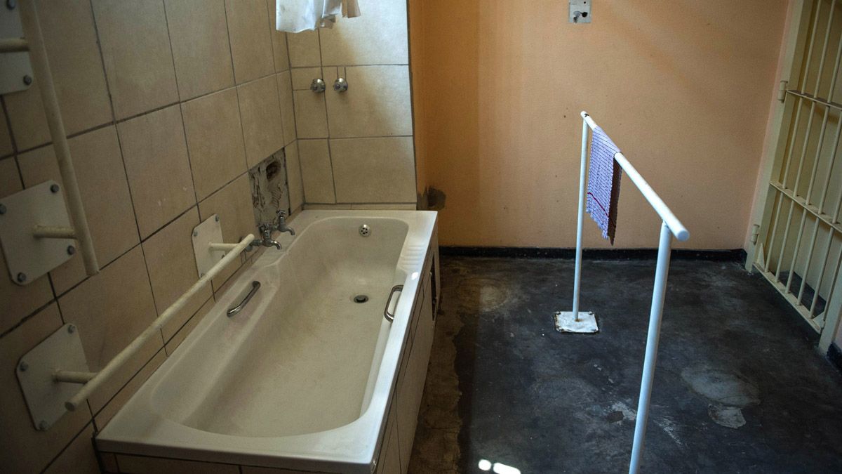A picture taken on December 1, 2015 shows the bathroom of the prison cell where Oscar Pistorius stayed, at the Kgosi Mampuru II Prison on December 1, 2015 in Pretoria, South Africa.South Afri
