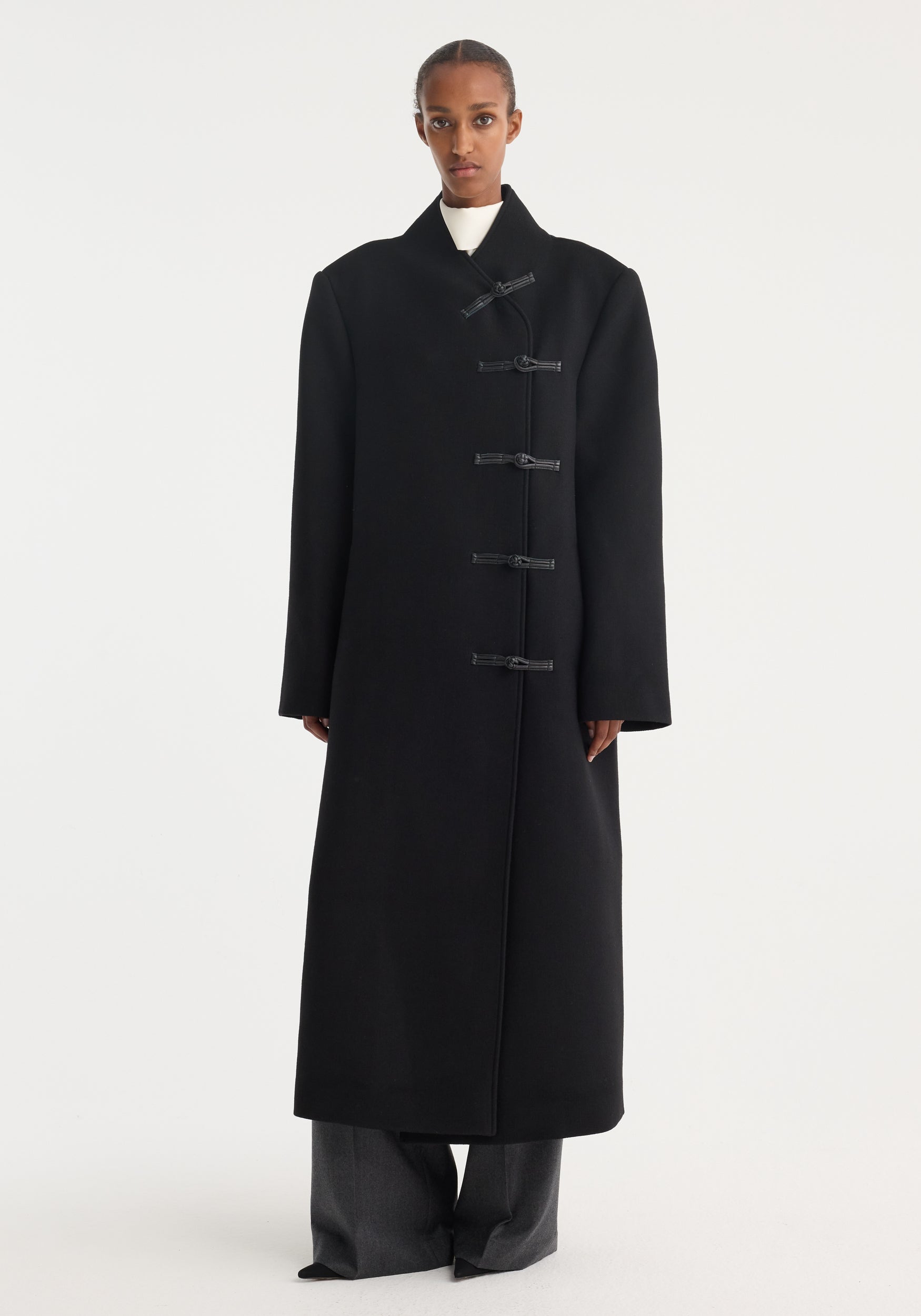 Mandarin Wool Coat | Black