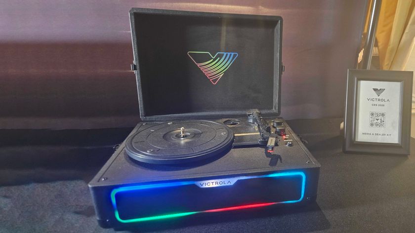 Victrola Journey Glow at CES 2025