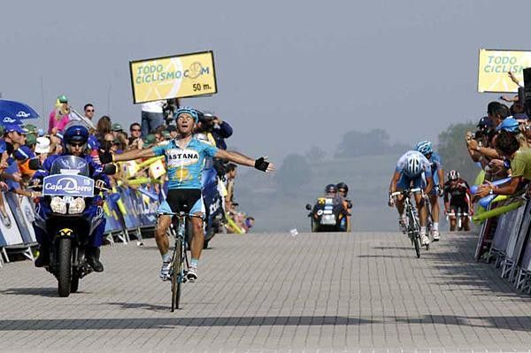 Sergio Paulinho (Astana) wins the 10th stage