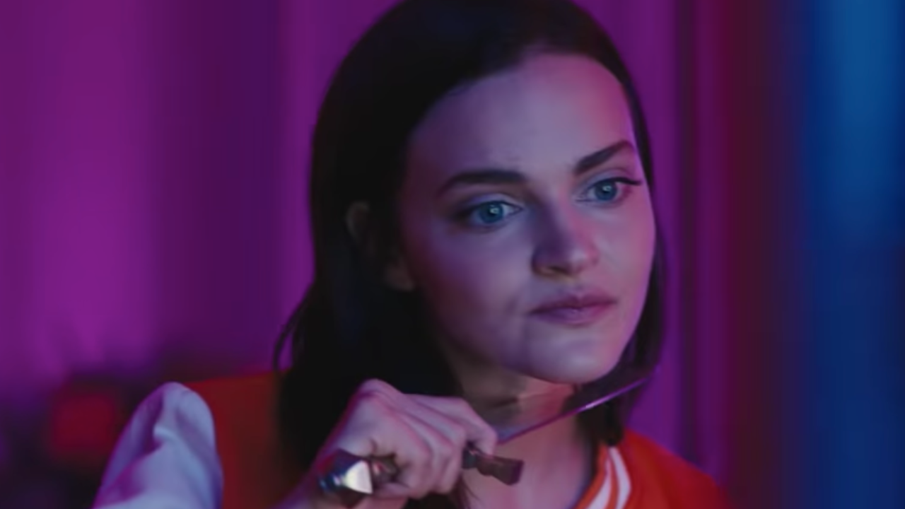 Madeline Brewer in Cam.