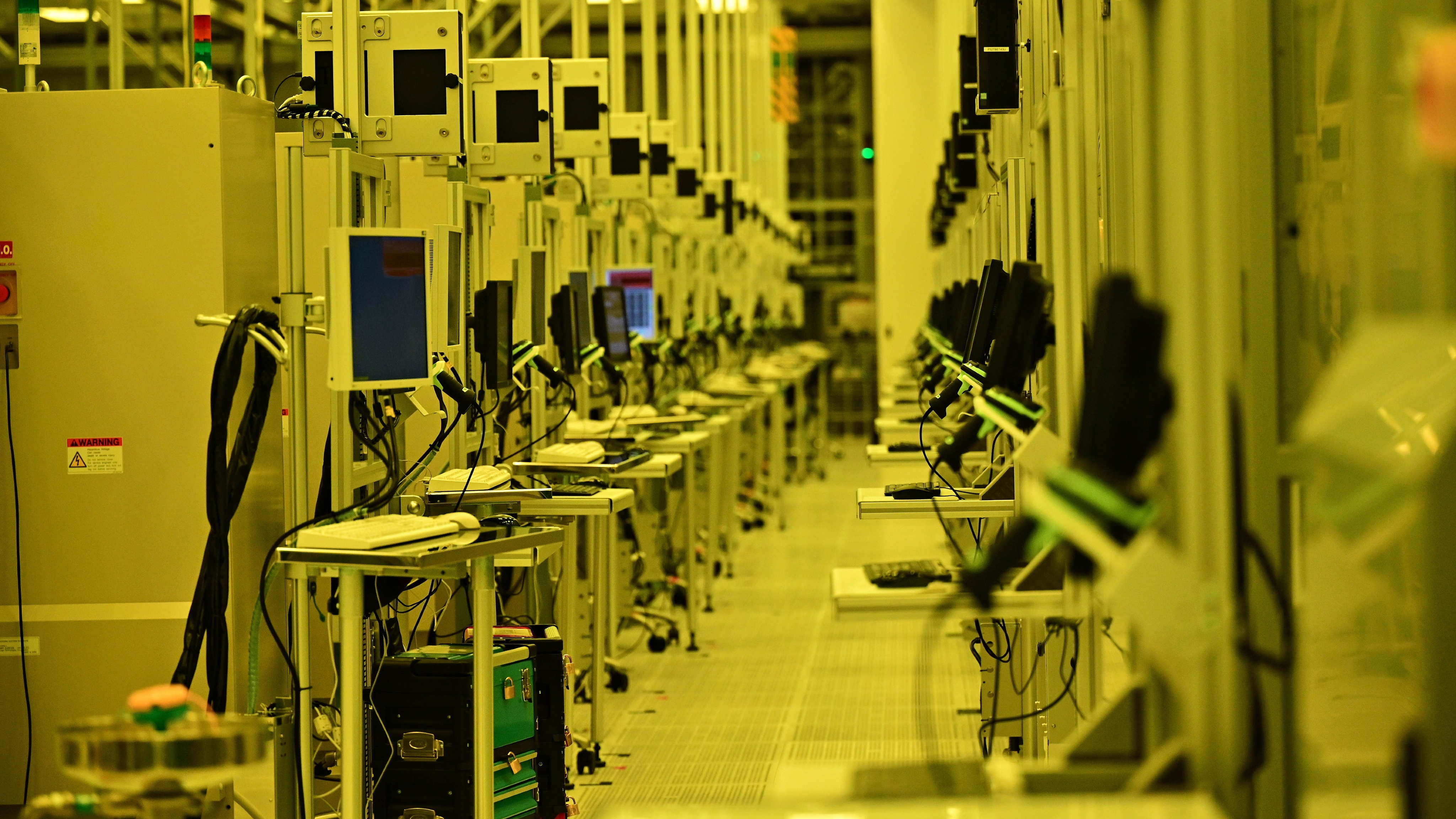 Image of Intel 18A and Fab 52.