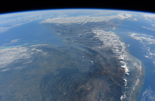 ESA Astronaut Tim Peake Snaps Image of North and South America