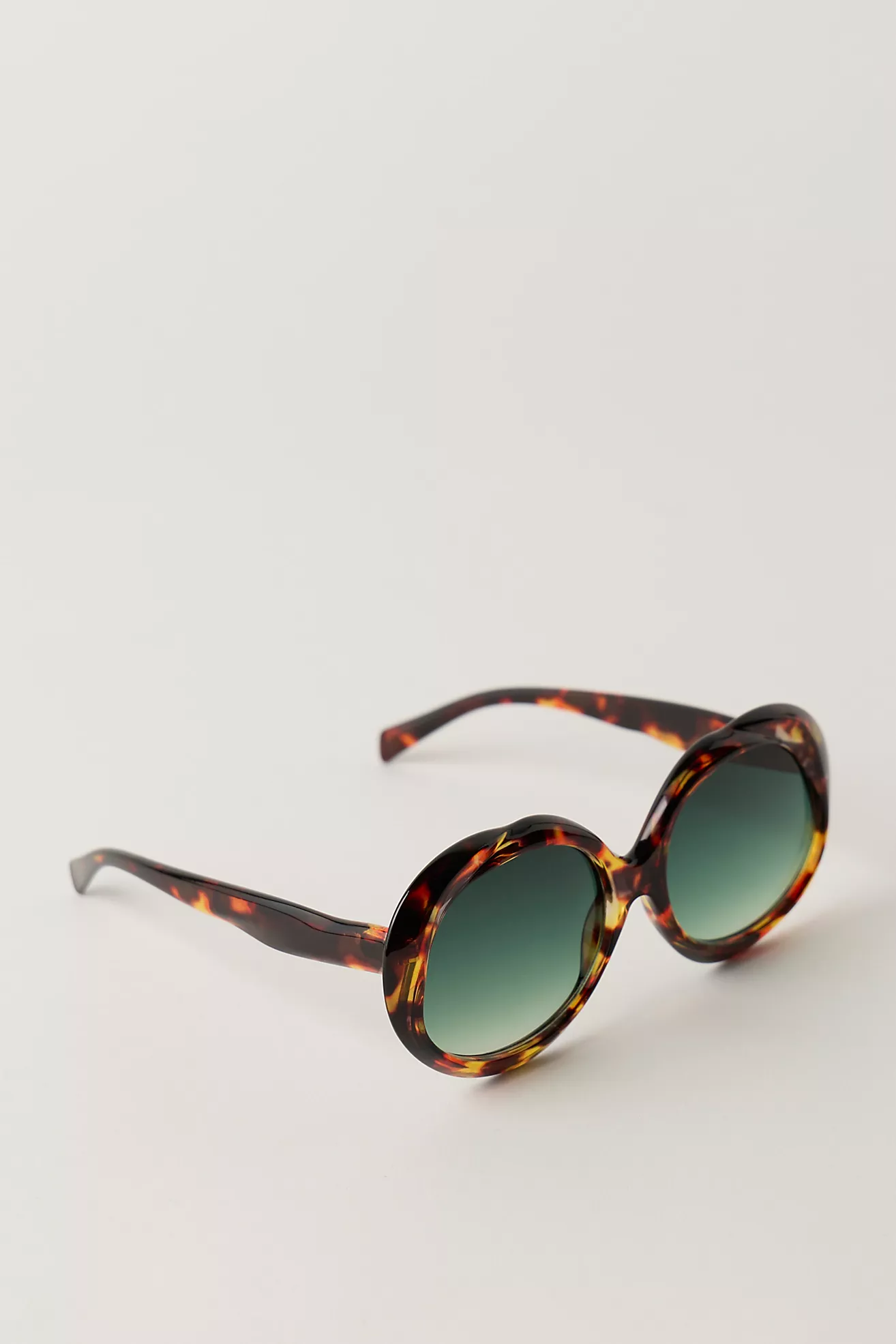 Iris Round Sunglasses
