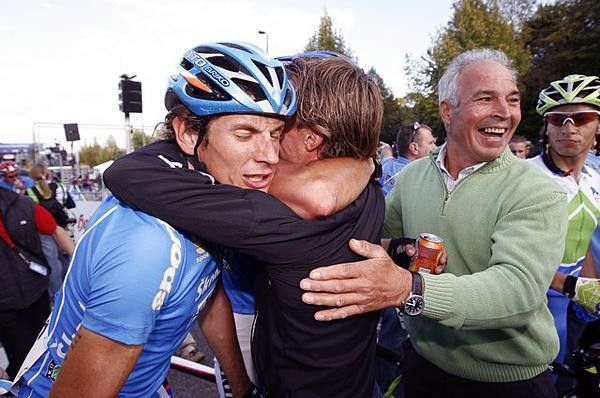 Nothing but hugs for the Italians