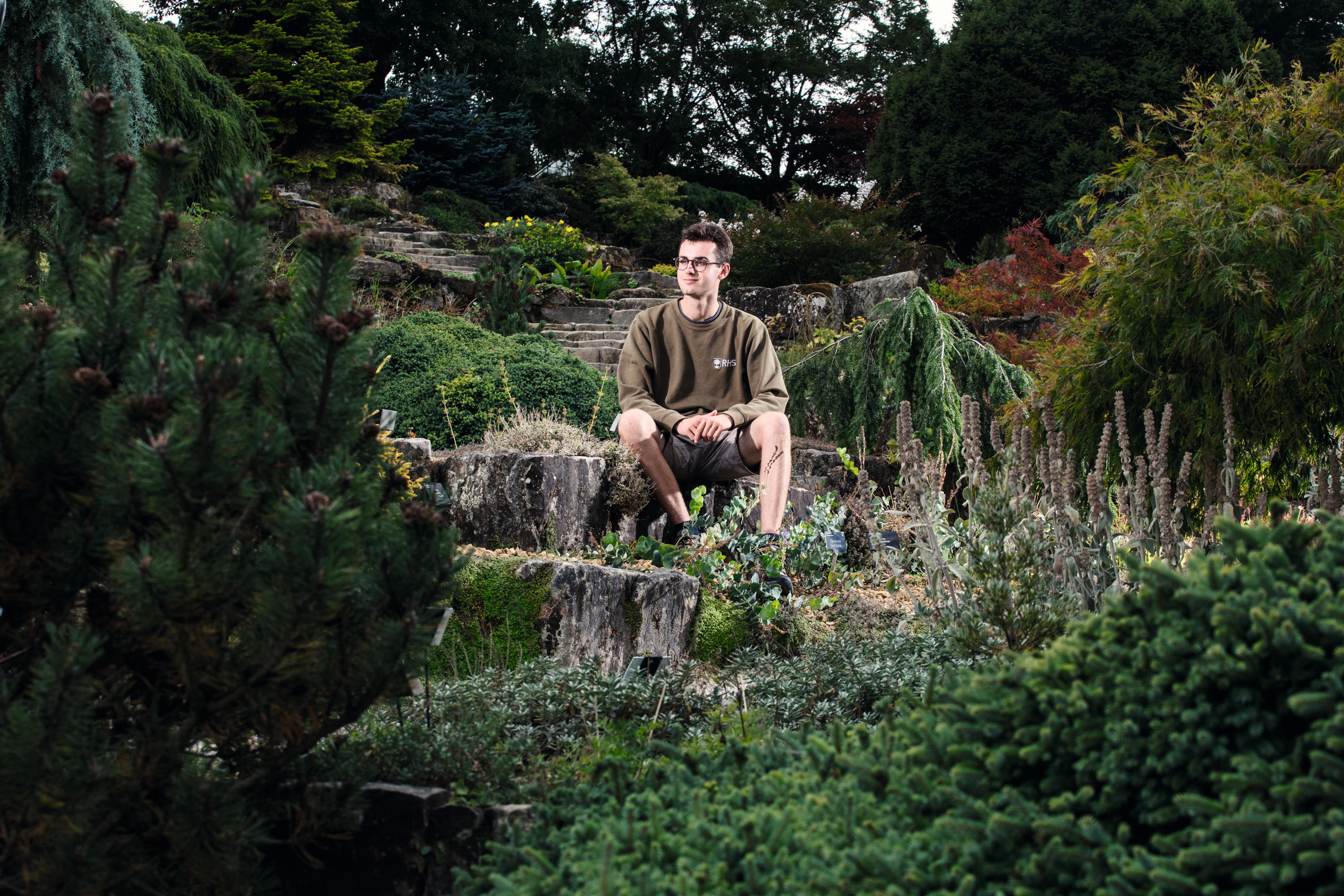 RHS Wisley gardener Jack Aldridge photographed by Richard Cannon for Country Life 