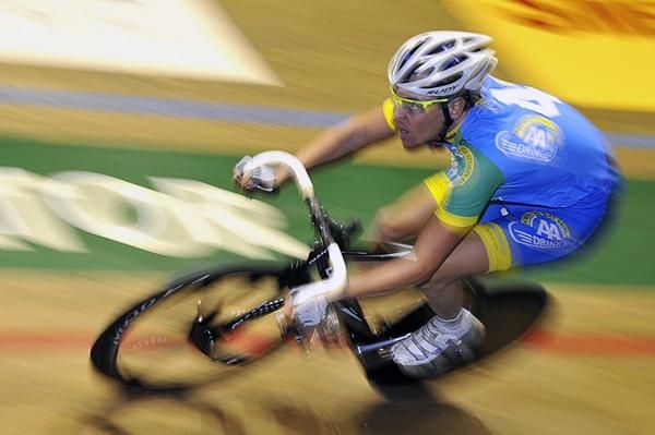 Leif Lampater goes hard in the one lap time trial.