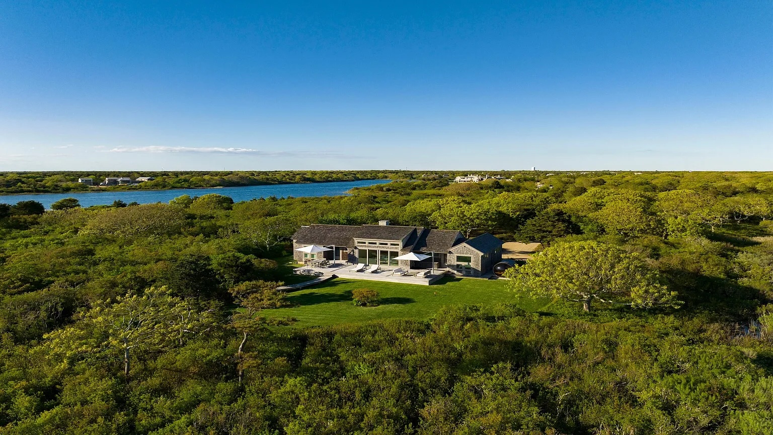 Images of Beach Farm on Martha's Vineyard