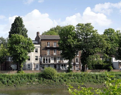 thames-property-for-sale.gif