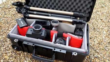 Manfrotto Pro Light Reloader Tough H-55 hard shell camera roller case