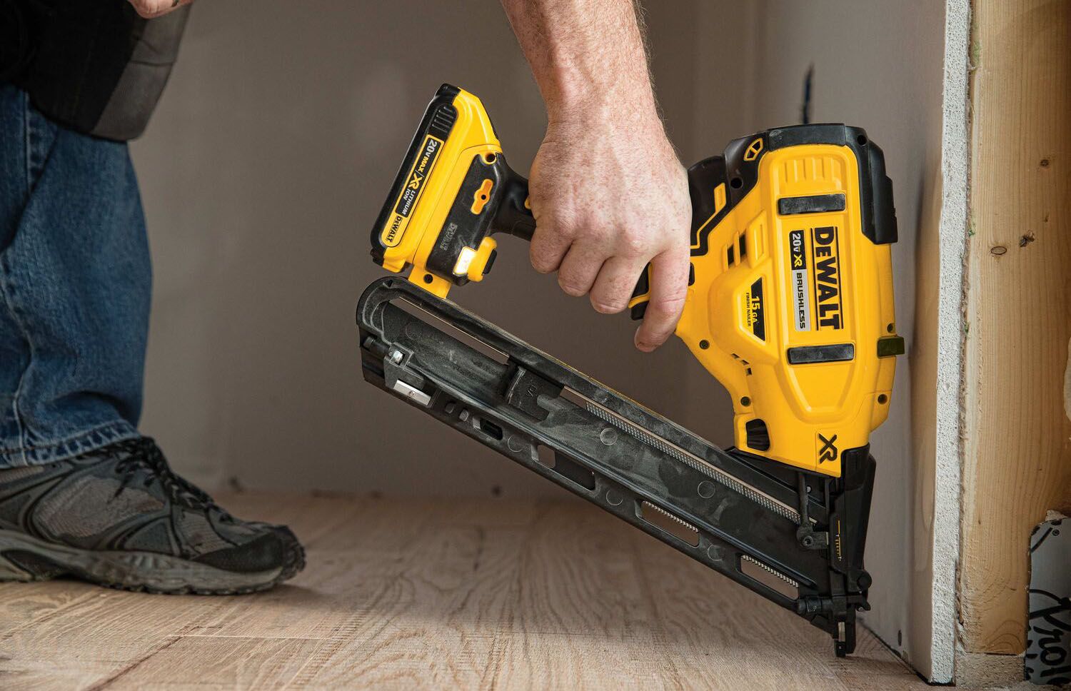 DeWalt DCN650D1 20V Max XR 15Gauge Angled Finish Nailer review Real