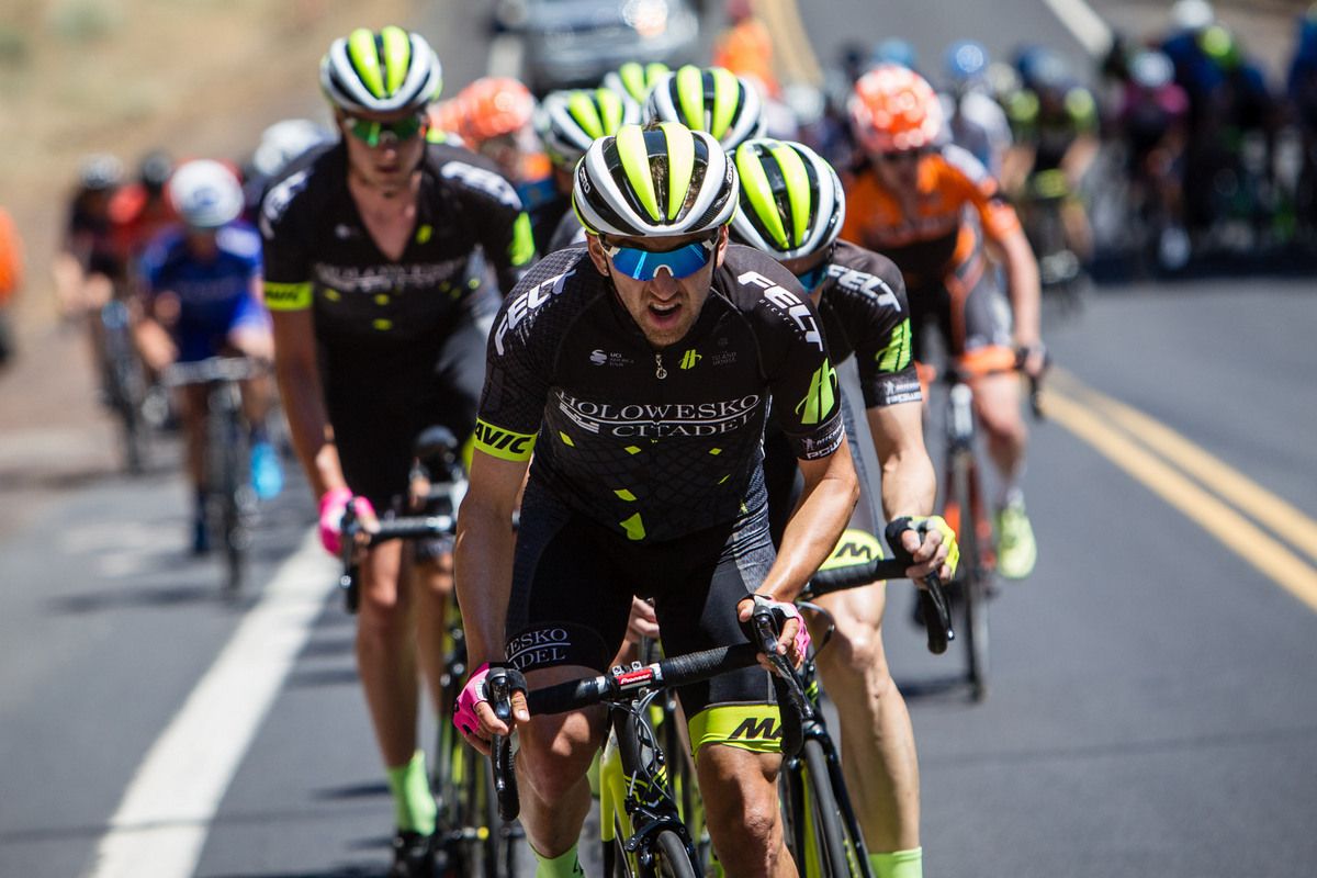 Joe Lewis (Holowesko) works on the front